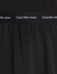 Calvin Klein Jeans - LOGO ELASTIC SHORT SLEEVE DRESS - korte kjoler - ck black - 5