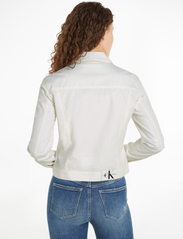 Calvin Klein Jeans - LEAN MOTO JACKET - kevättakit - bright white - 2