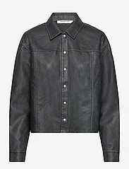 Calvin Klein Jeans - FAUX LEATHER RELAXED SHIRT - ck black - 0