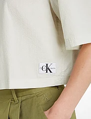 Calvin Klein Jeans - BACK DETAIL SEERSUCKER SHIRT - lühikeste varrukatega särgid - icicle - 3