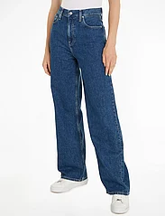 Calvin Klein Jeans - HIGH RISE RELAXED - tiesaus kirpimo džinsai - denim medium - 1