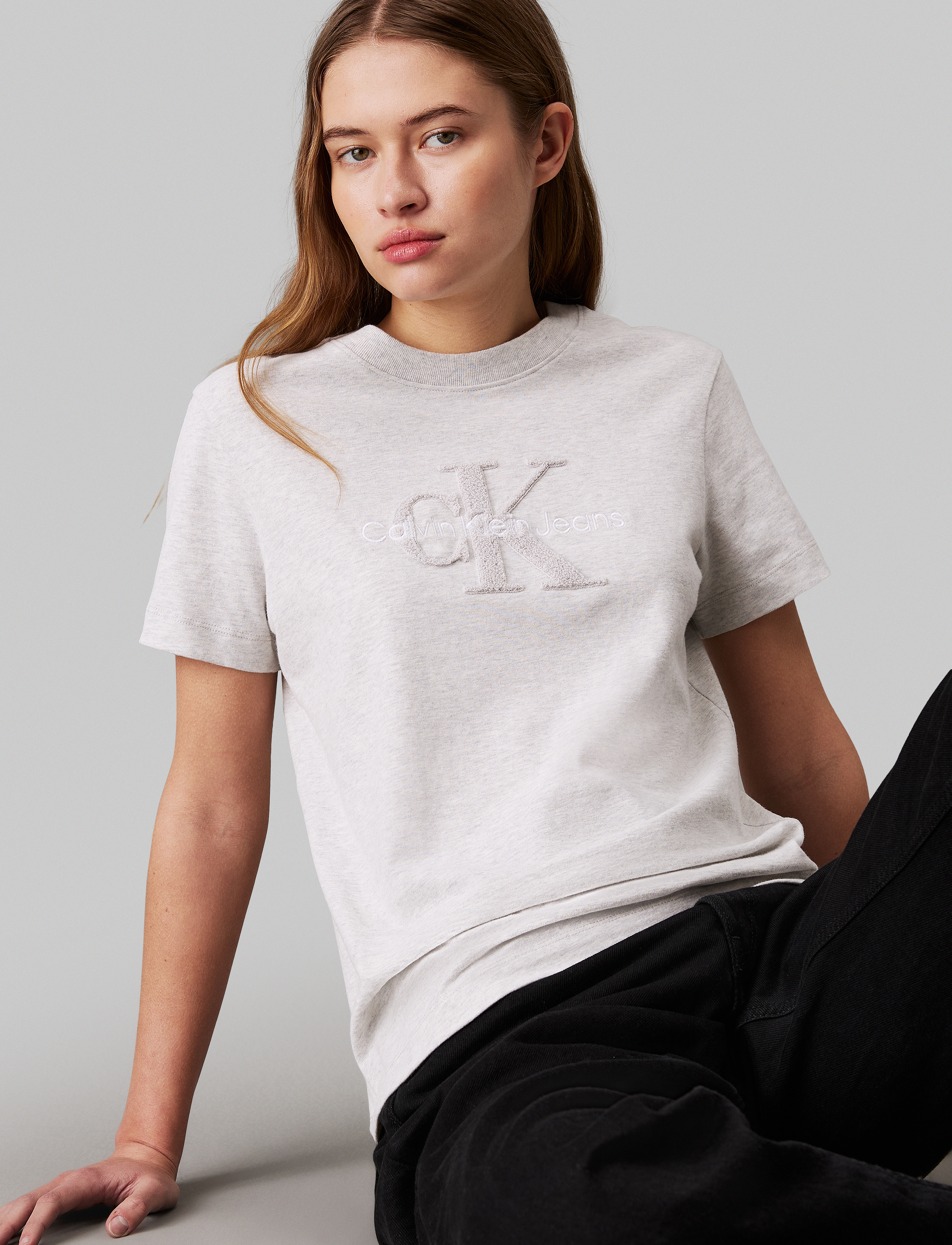 Calvin Klein Jeans - CHENILLE MONOLOGO REGULAR TEE - ivory grey heather - 3