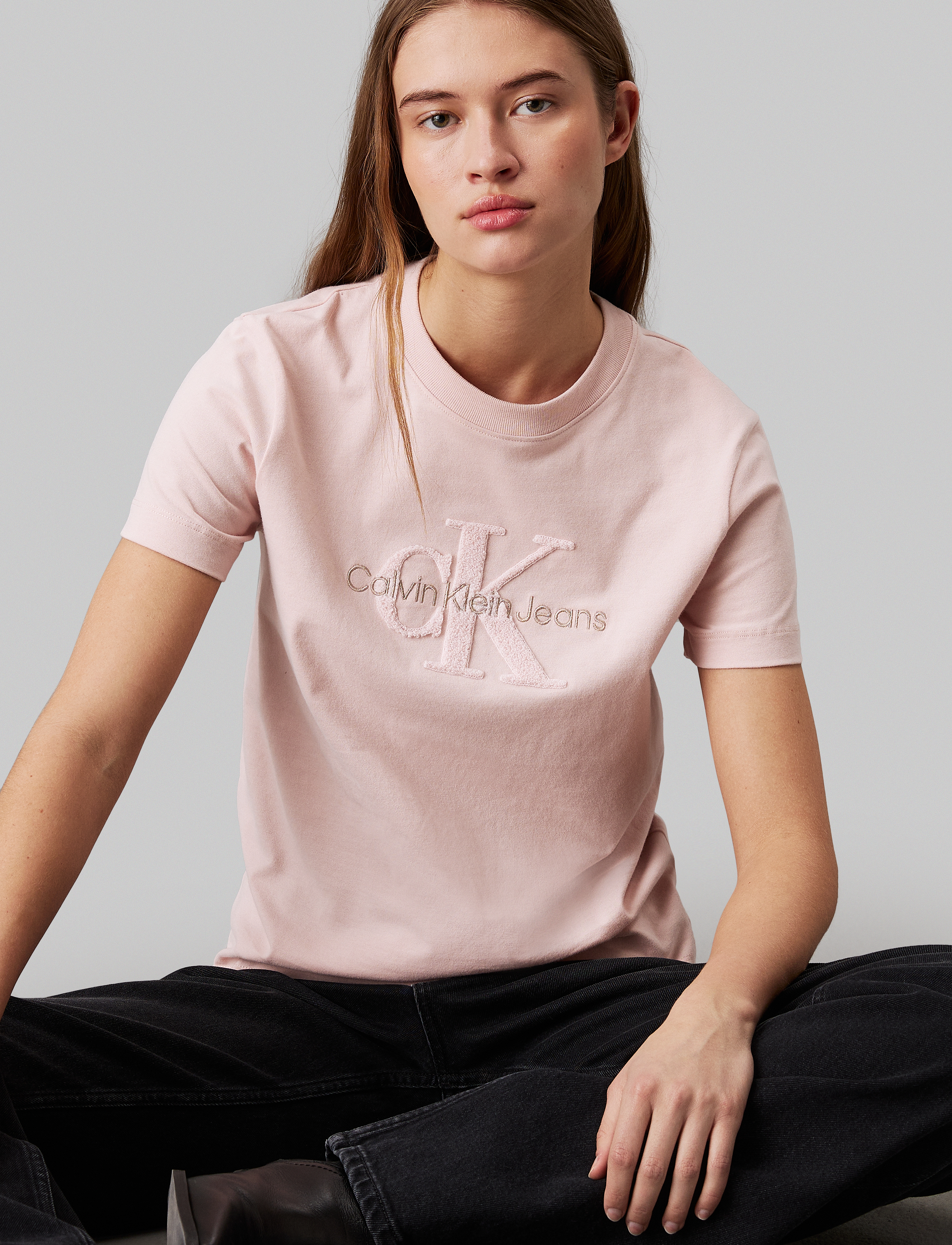 Calvin Klein Jeans - CHENILLE MONOLOGO REGULAR TEE - peach whip - 3