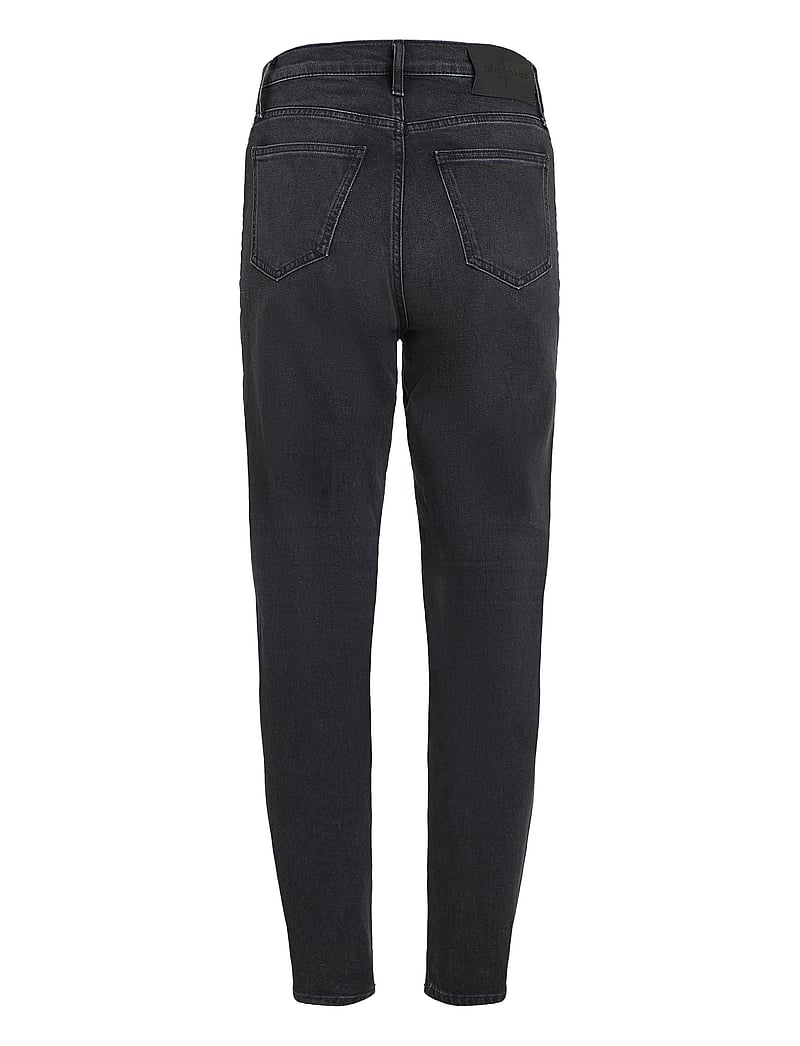 Calvin Klein Jeans - MOM JEAN - tapered jeans - denim black - 4