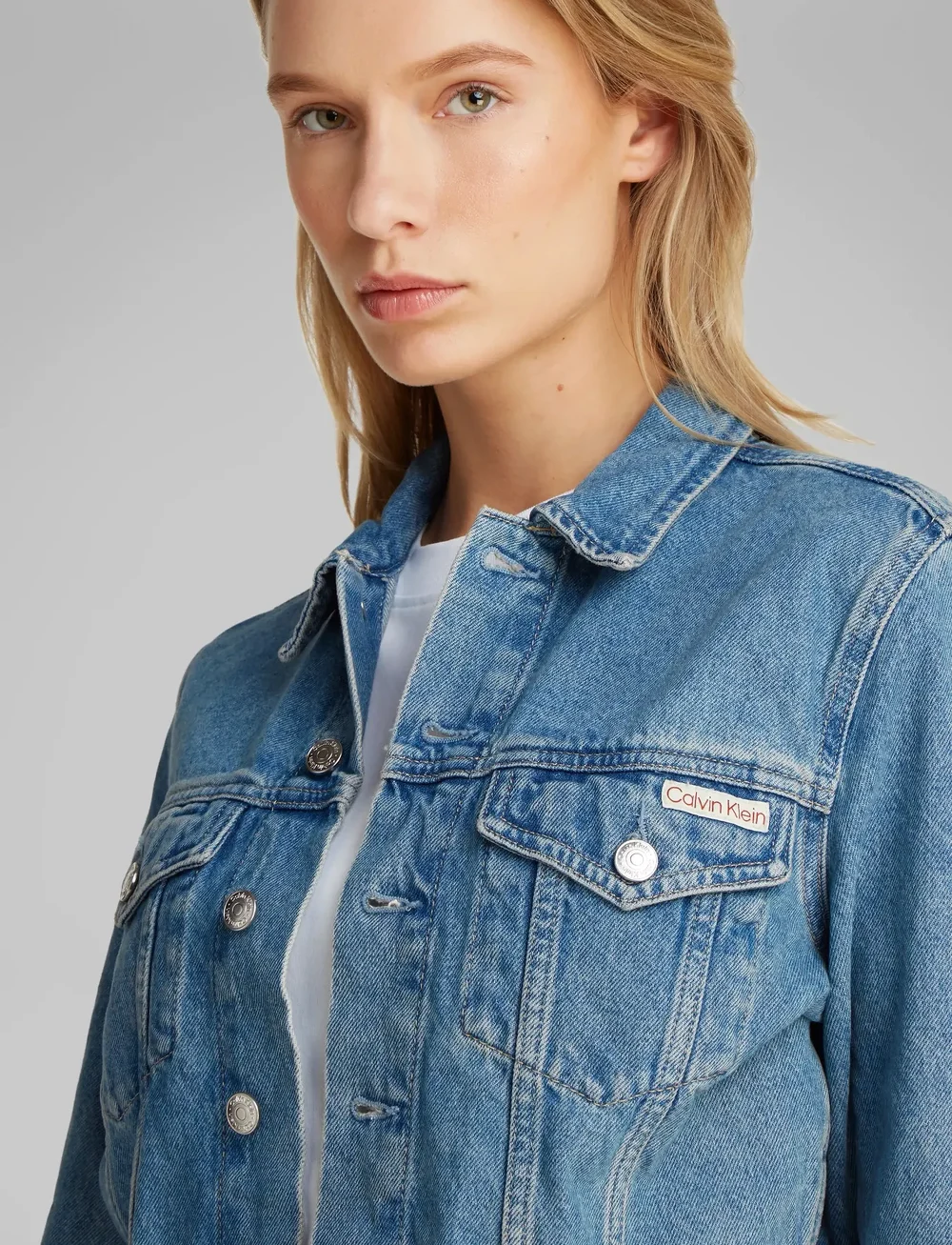 Calvin Klein Jeans - CROPPED 90S DENIM JACKET - denimjakker - denim medium - 4