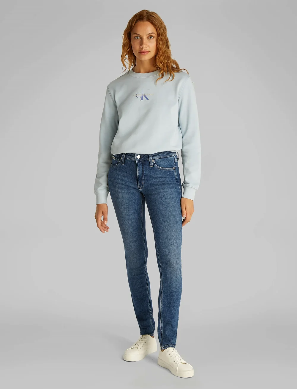 Calvin Klein Jeans - MID RISE SKINNY - liibuvad teksad - denim medium - 4