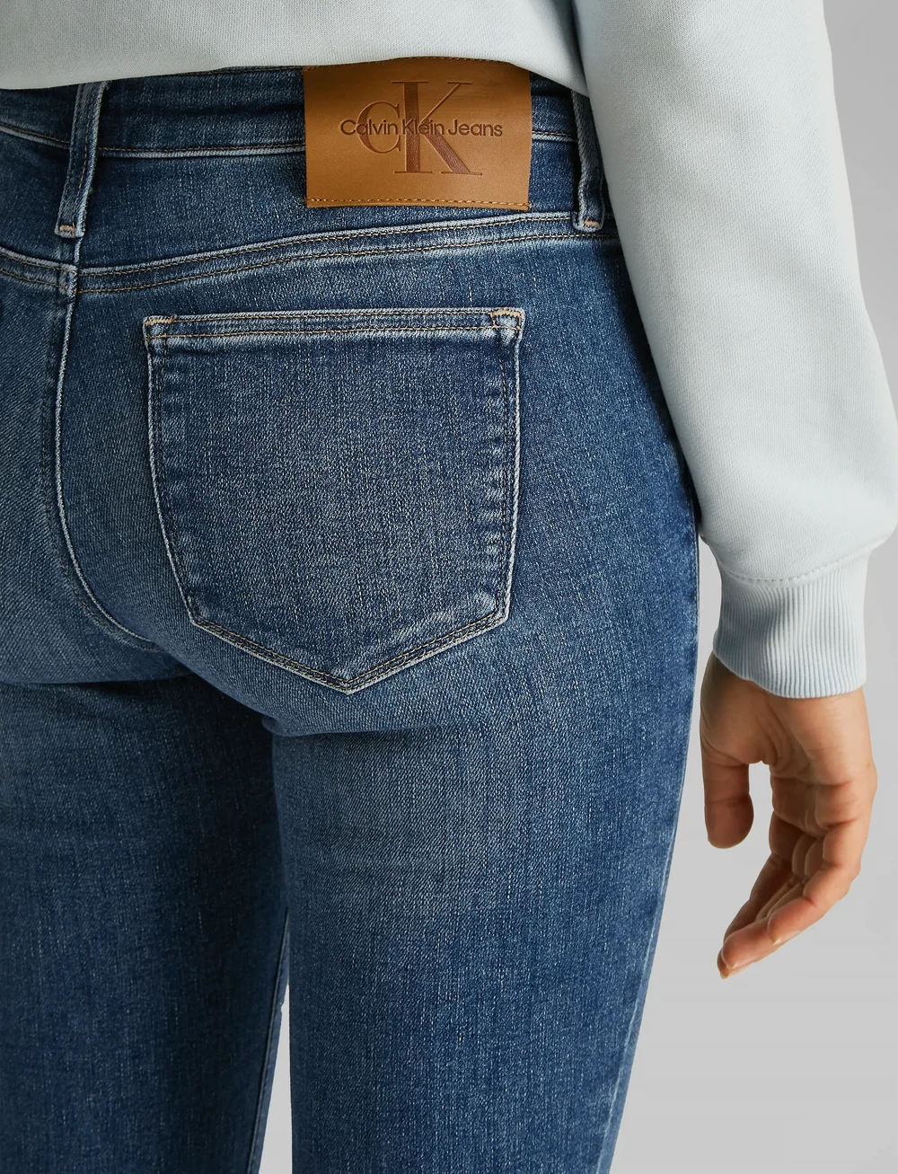 Calvin Klein Jeans - MID RISE SKINNY - liibuvad teksad - denim medium - 5