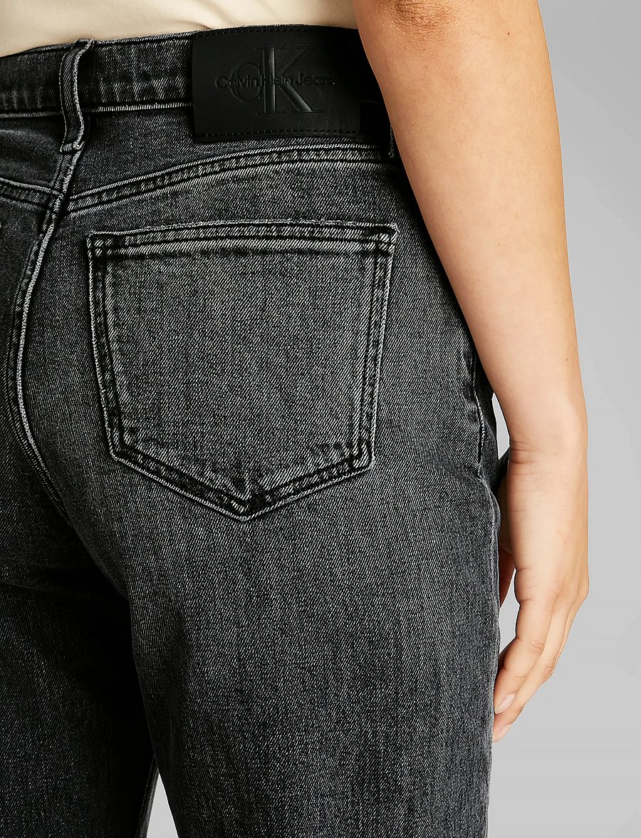 Calvin Klein Jeans - HIGH RISE STRAIGHT - straight jeans - denim black - 5