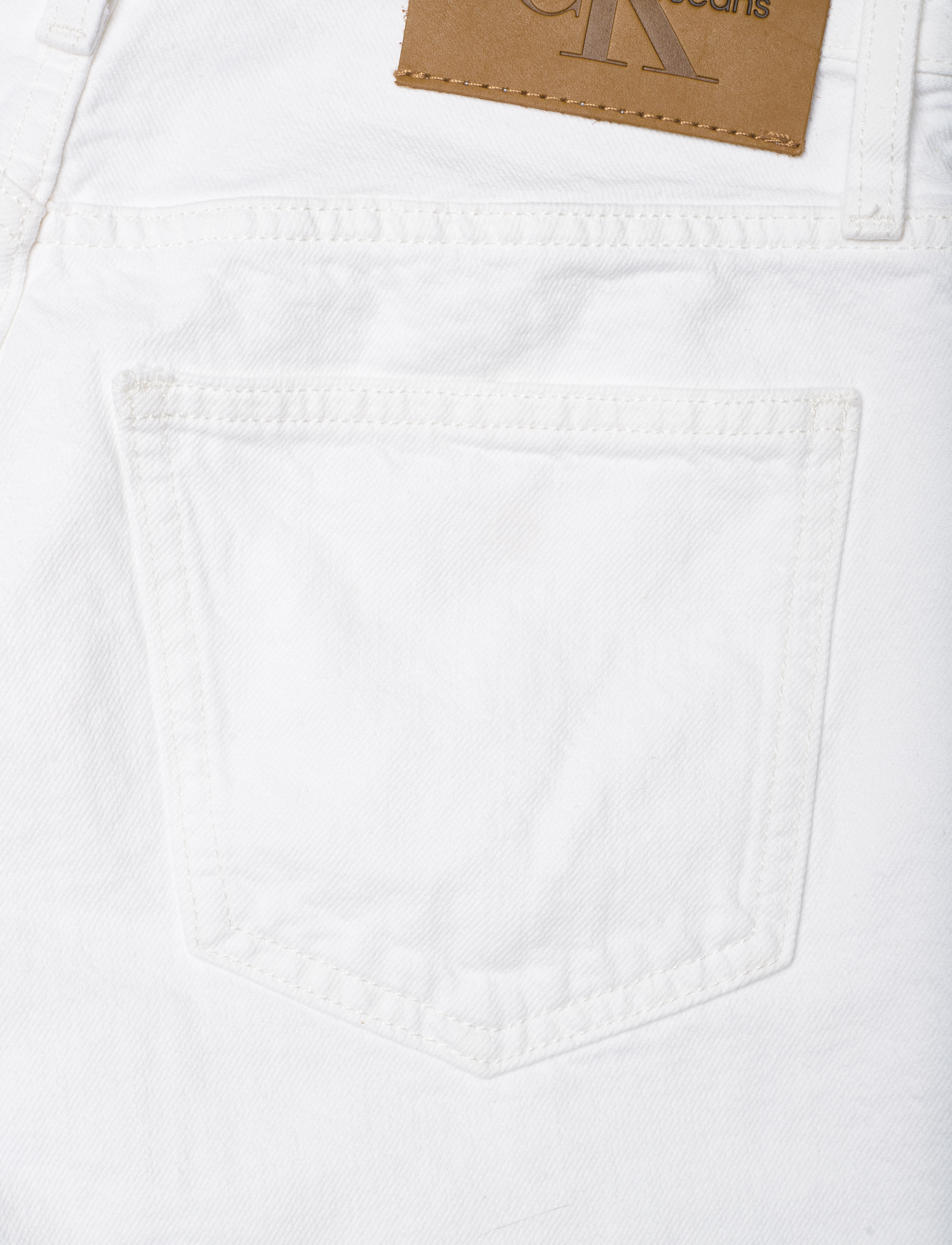 Calvin Klein Jeans - MOM SHORT - denim light - 4