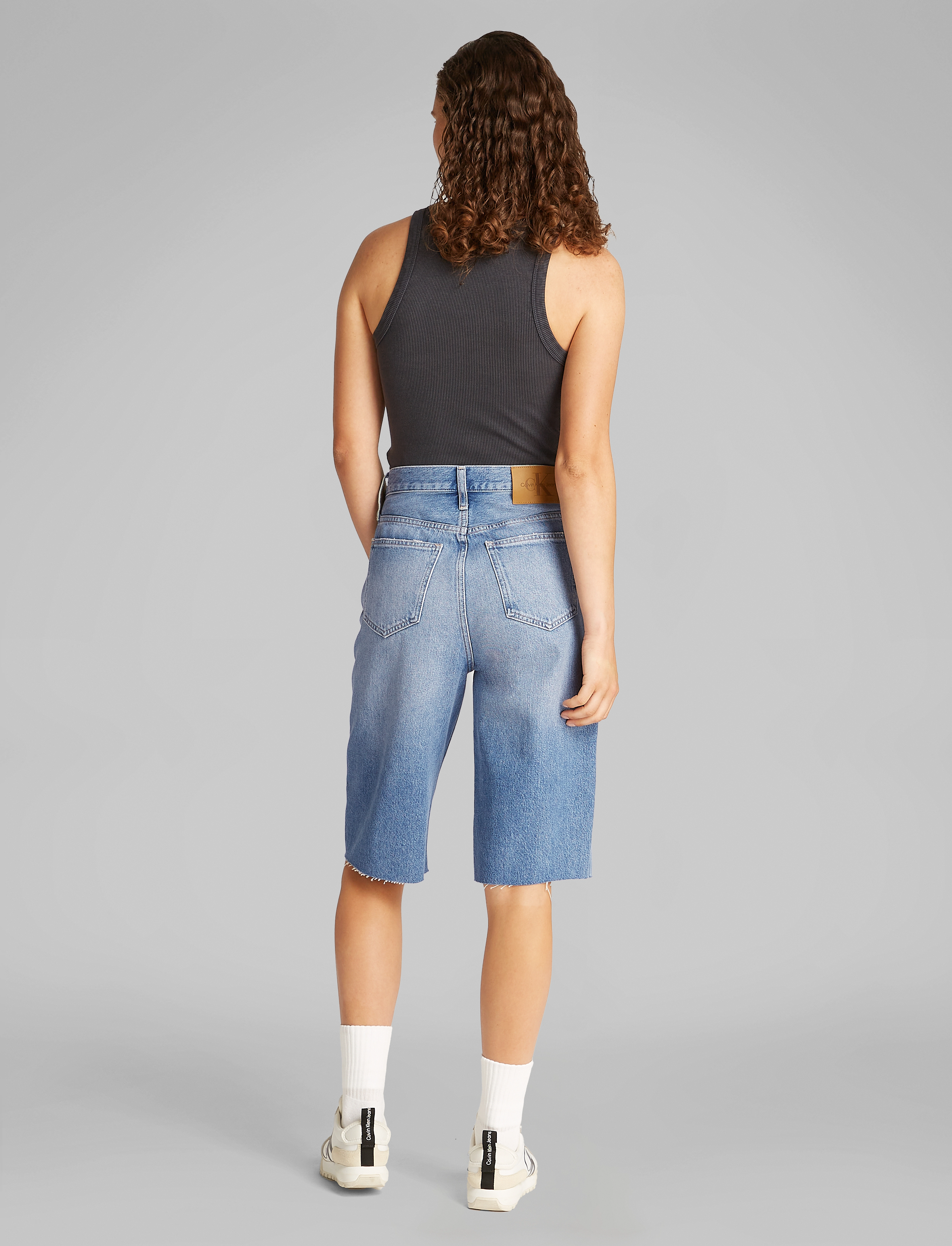 Calvin Klein Jeans - RELAXED BERMUDA SHORT - jorts - denim light - 2