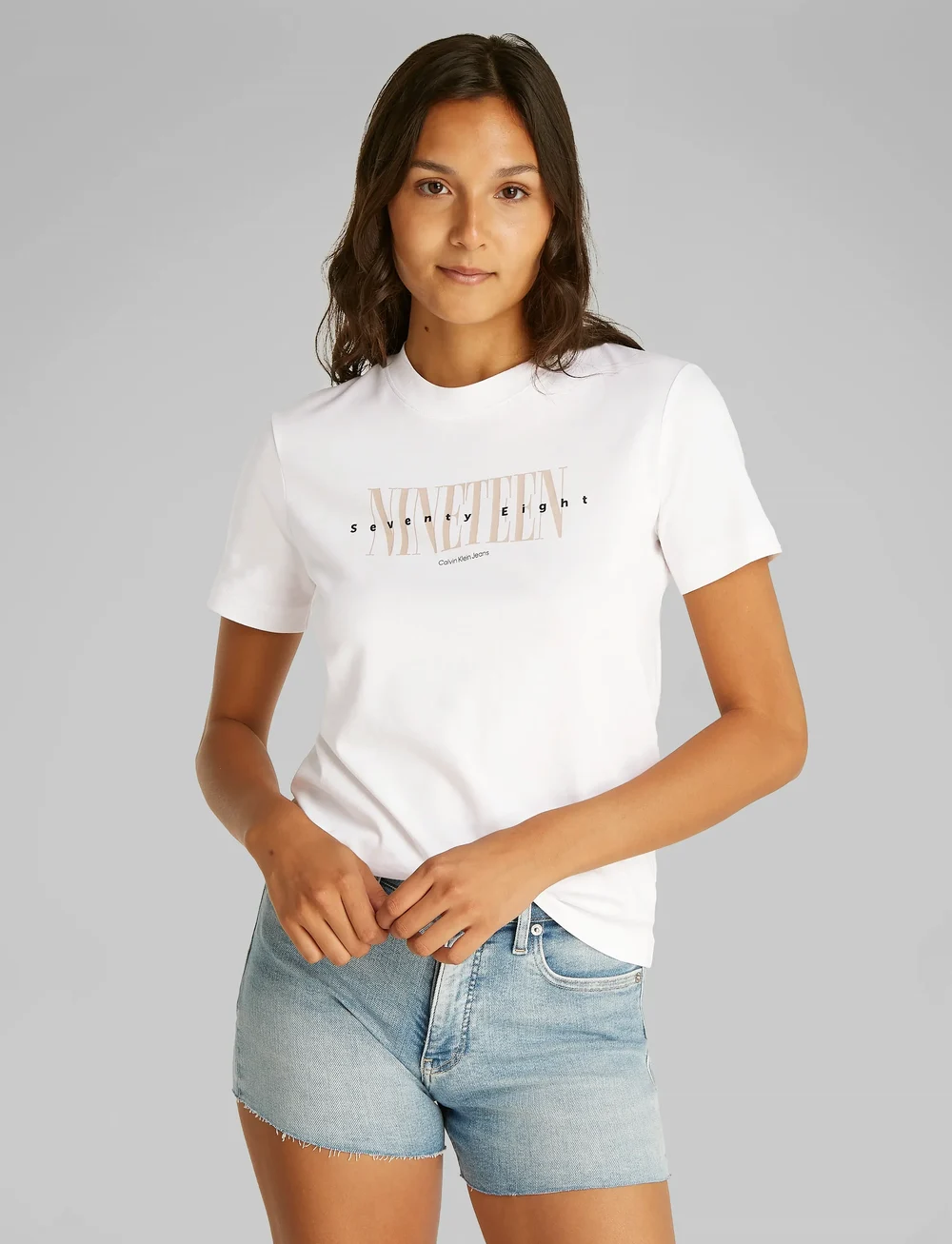 Calvin Klein Jeans - 19 GRAPHIC REG TEE - t-shirts - brilliant white - 0