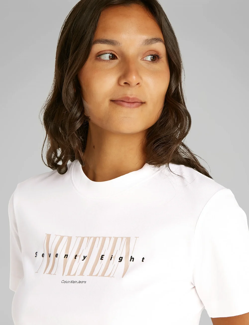 Calvin Klein Jeans - 19 GRAPHIC REG TEE - t-shirts - brilliant white - 5