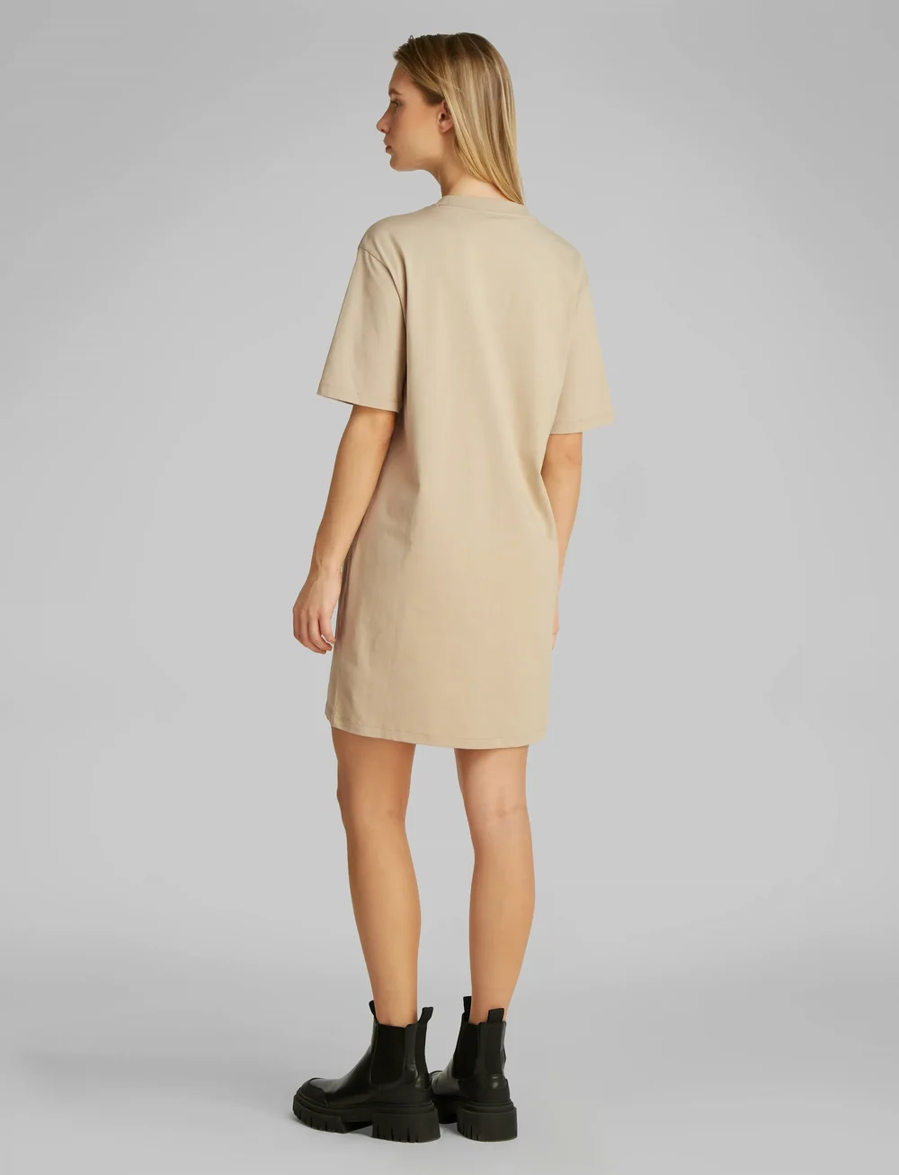 Calvin Klein Jeans - PLACED INST TEE DRESS - t-shirtklänningar - white pepper - 2