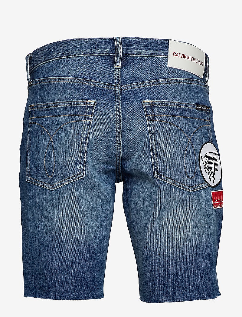 Calvin Klein Jeans Slim Short – denim shorts – shop på Booztlet