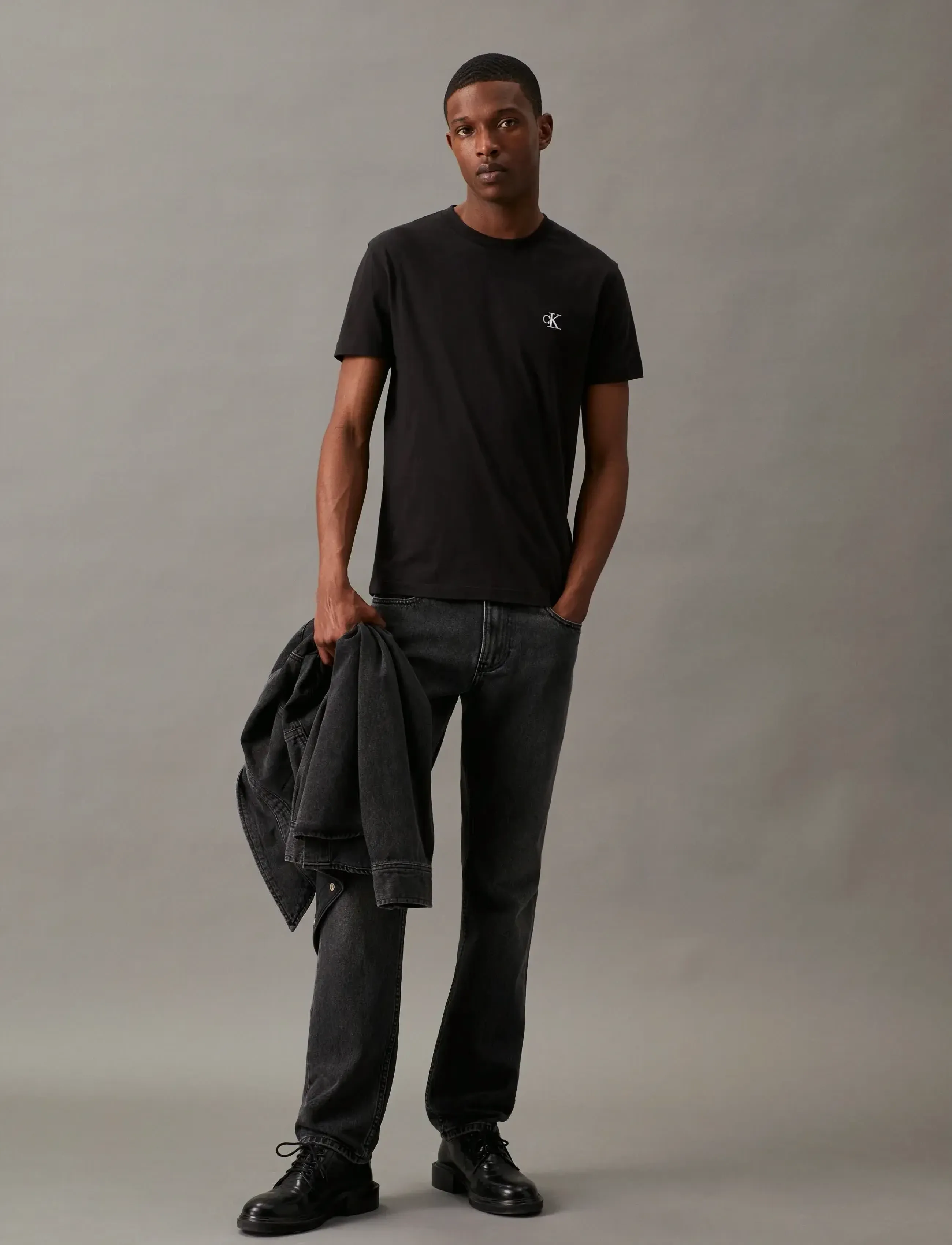 Calvin Klein Jeans - CK ESSENTIAL SLIM TEE - kortärmade t-shirts - ck black - 3