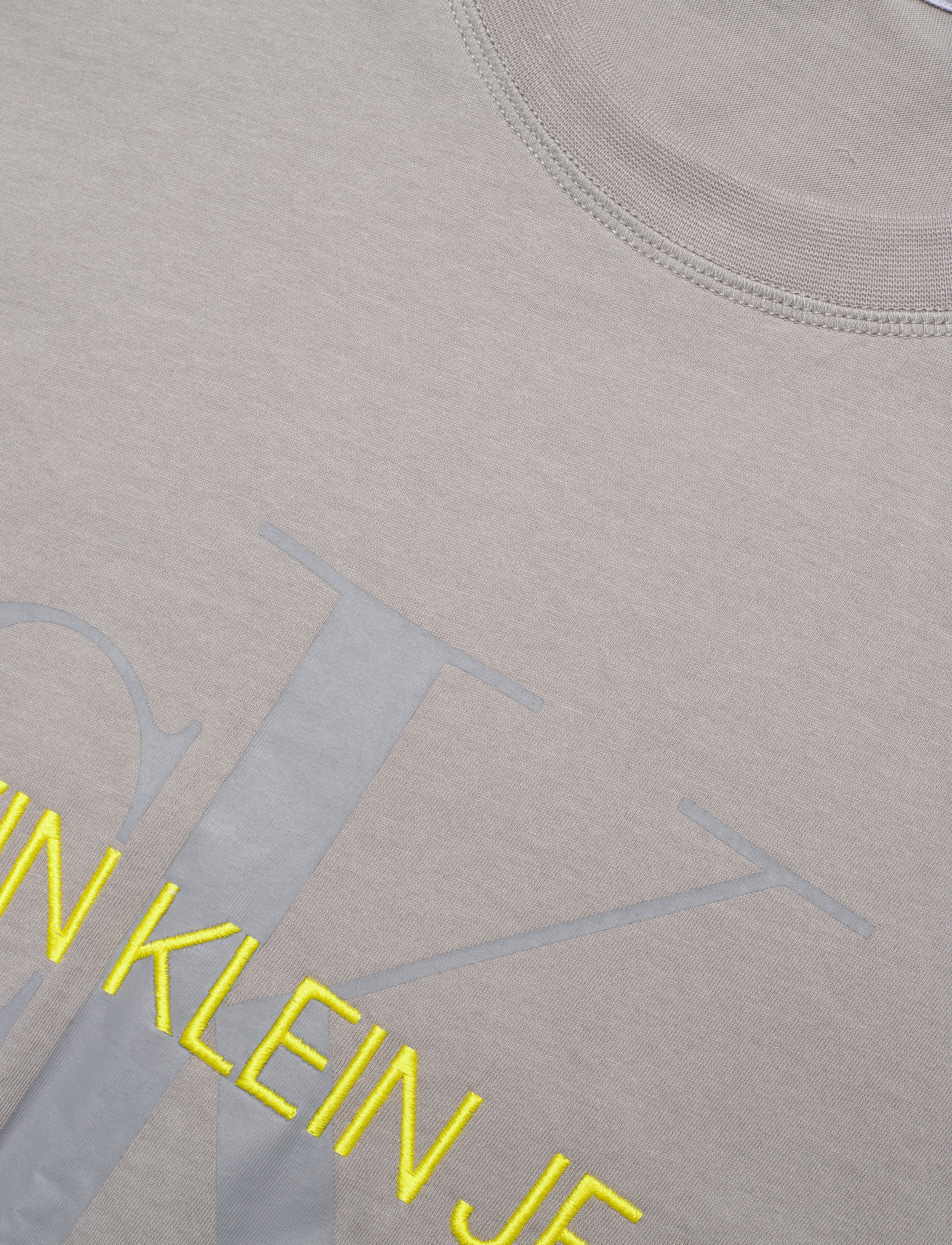 Calvin Klein Jeans - VEGETABLE DYE MONOGRAM SLIM TEE - antique grey - 2
