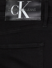 Calvin Klein Jeans - SUPER SKINNY - skinny jeans - denim black - 9