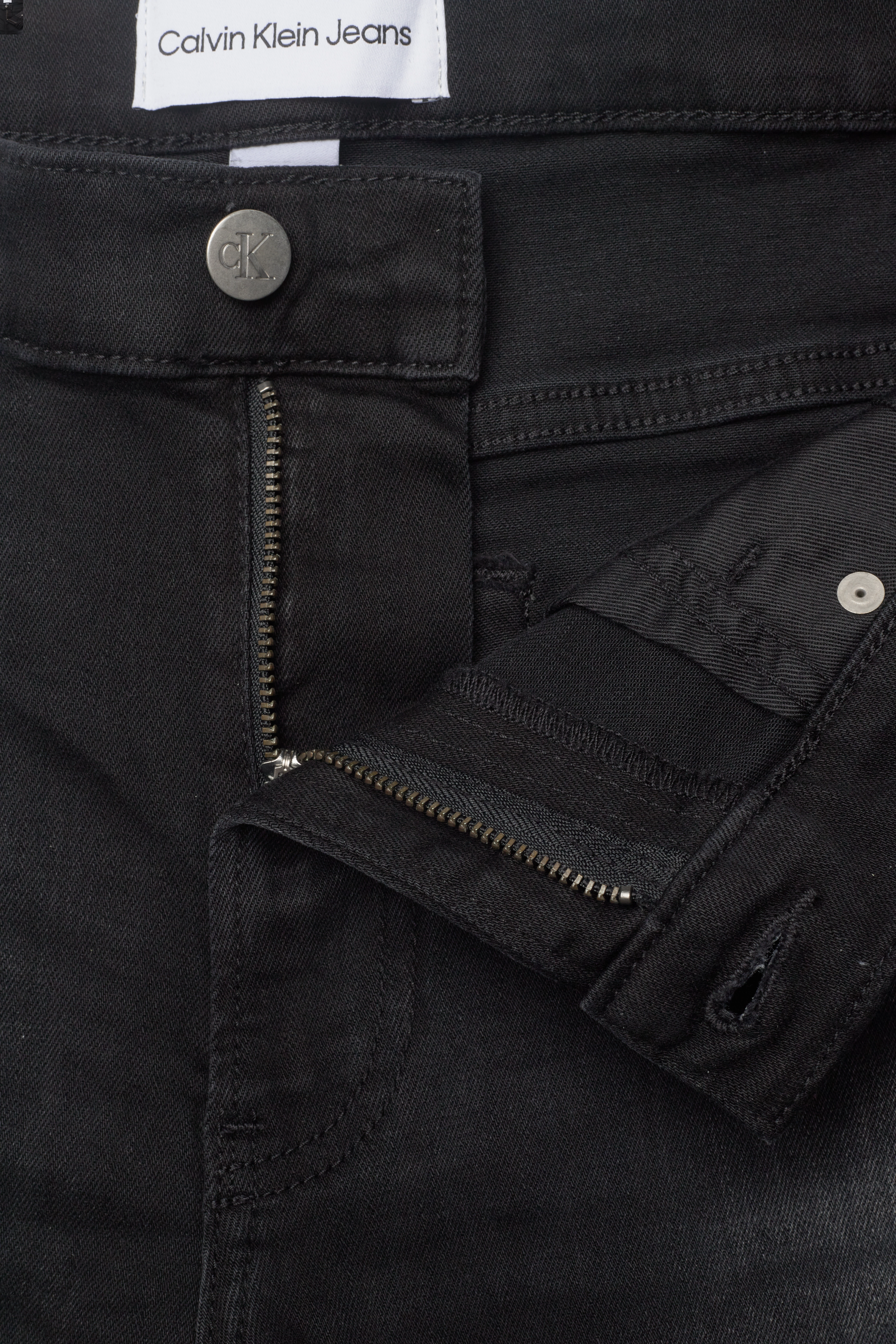 Calvin Klein Jeans - SLIM SHORT - denim black - 3