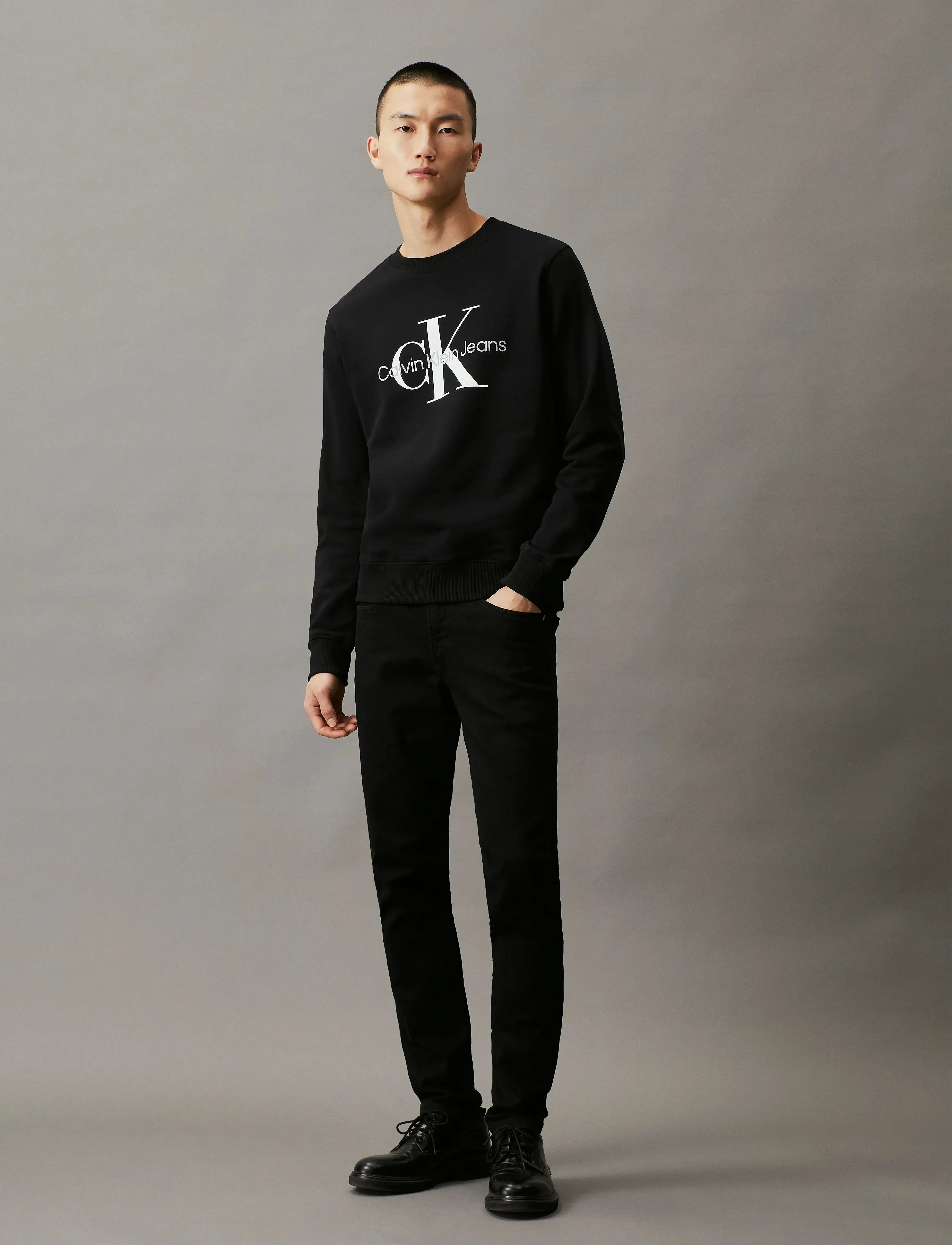 Calvin Klein Jeans CORE MONOLOGO CREWNECK - Sweatshirts - CK BLACK / black