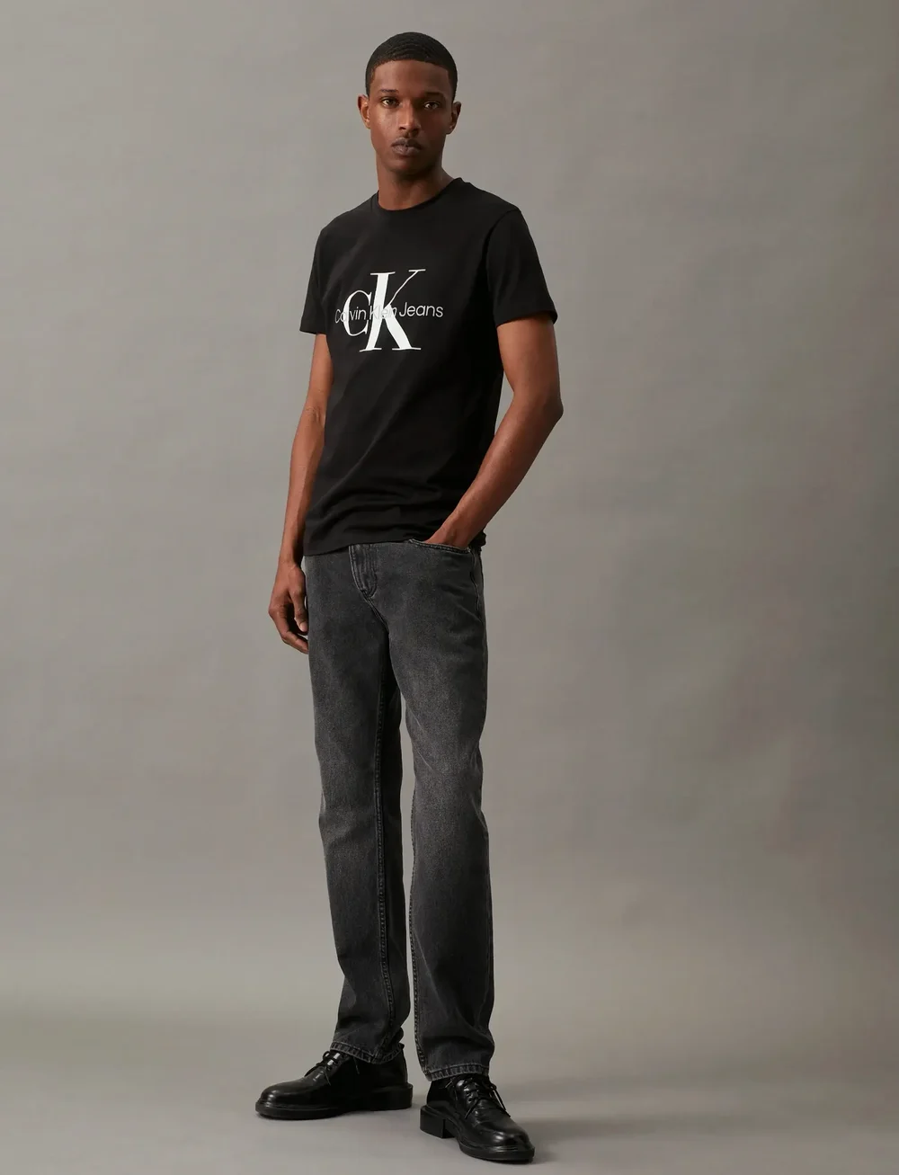 Calvin Klein Jeans - CORE MONOLOGO SLIM TEE - kurzärmelig - ck black - 0