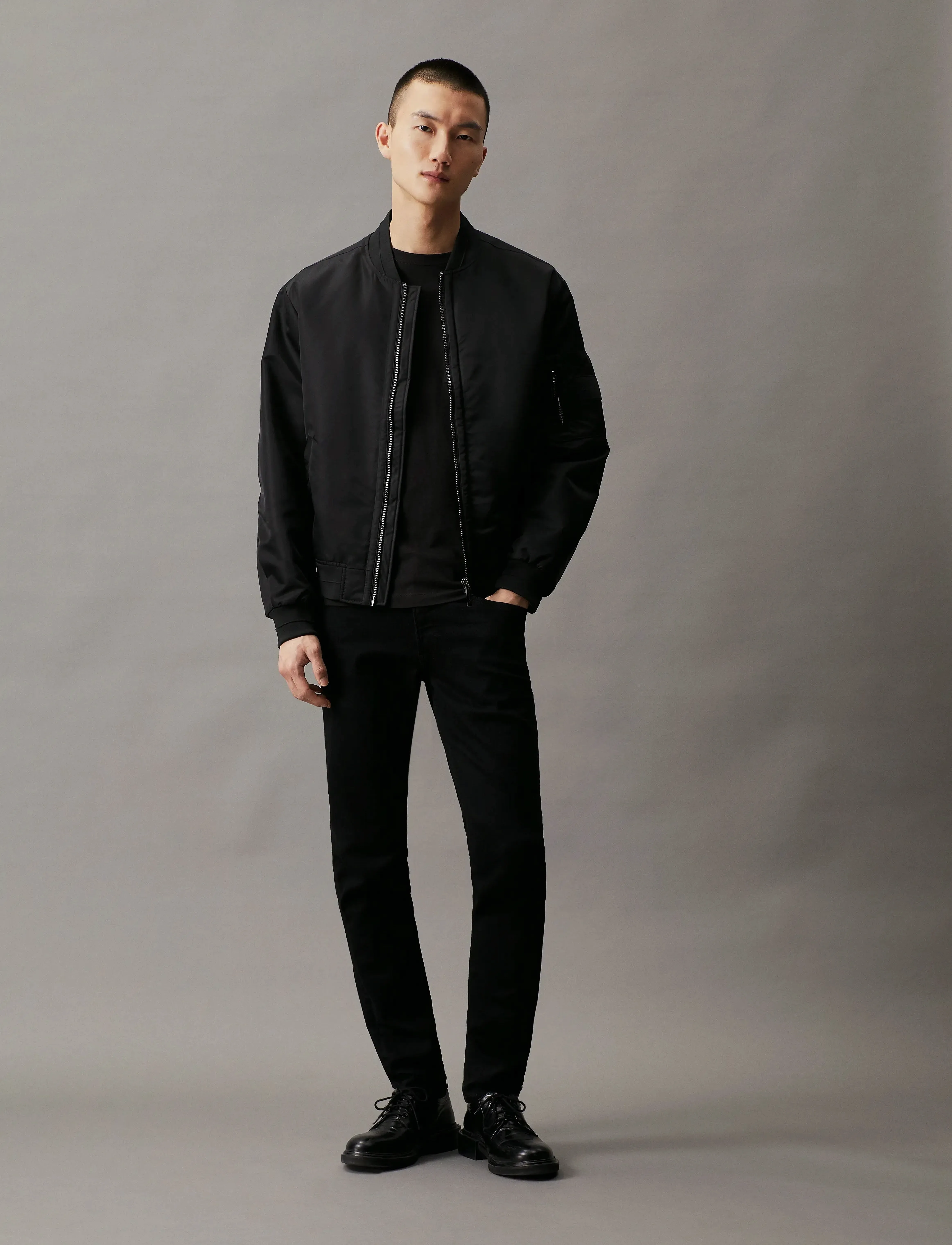 Calvin Klein Jeans - CORE MONOLOGO POCKET SLIM TEE - stutterma bolir - ck black - 3