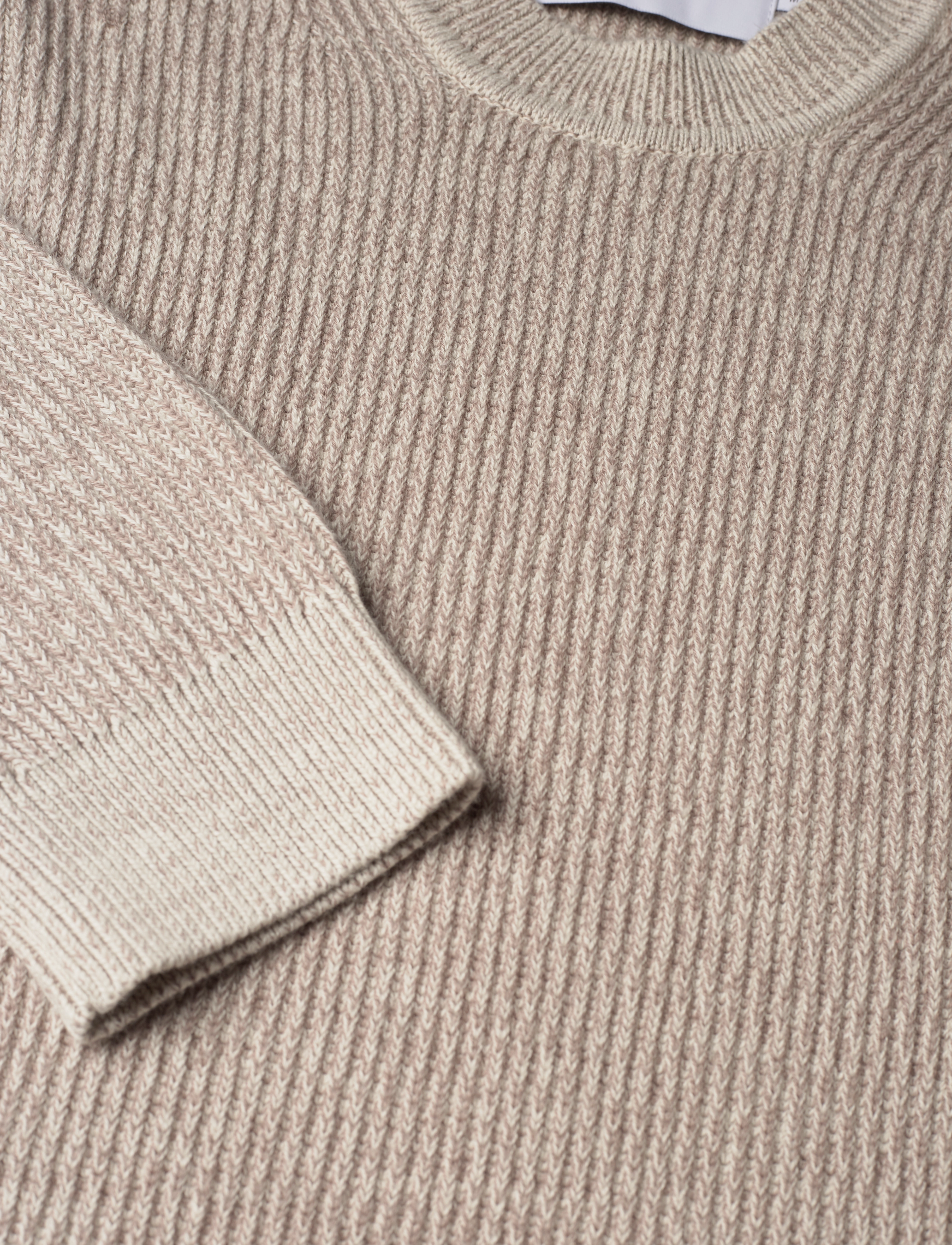 Calvin Klein Jeans - BADGE PLATED CREW NECK SWEATER - eggshell / perfect taupe - 2