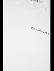 Calvin Klein Jeans - CHEST INSTITUTIONAL SLIM SS TEE - laveste priser - bright white - 3