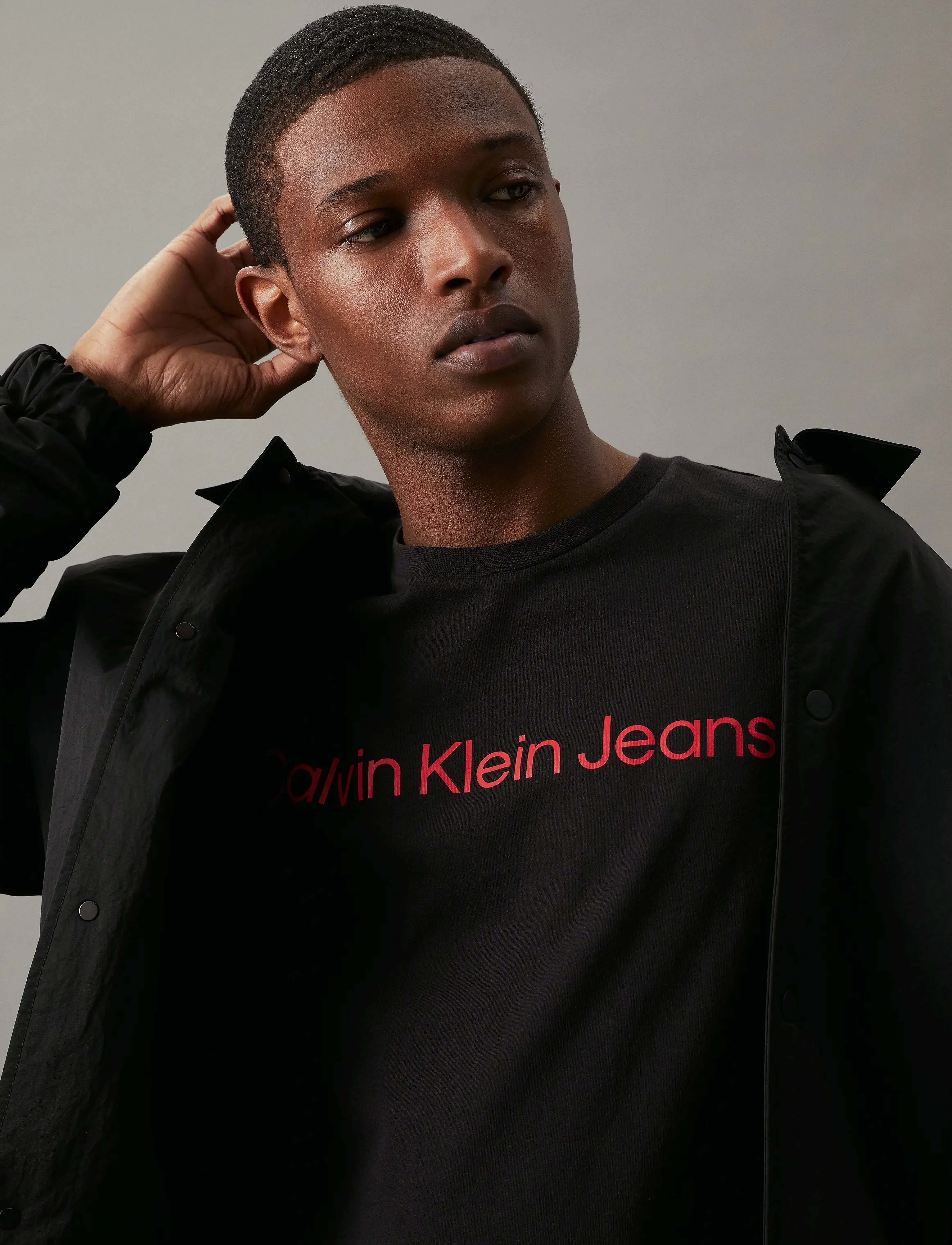 Calvin Klein Jeans - CORE INSTITUTIONAL LOGO SLIM TEE - kortärmade t-shirts - ck black   salsa - 4