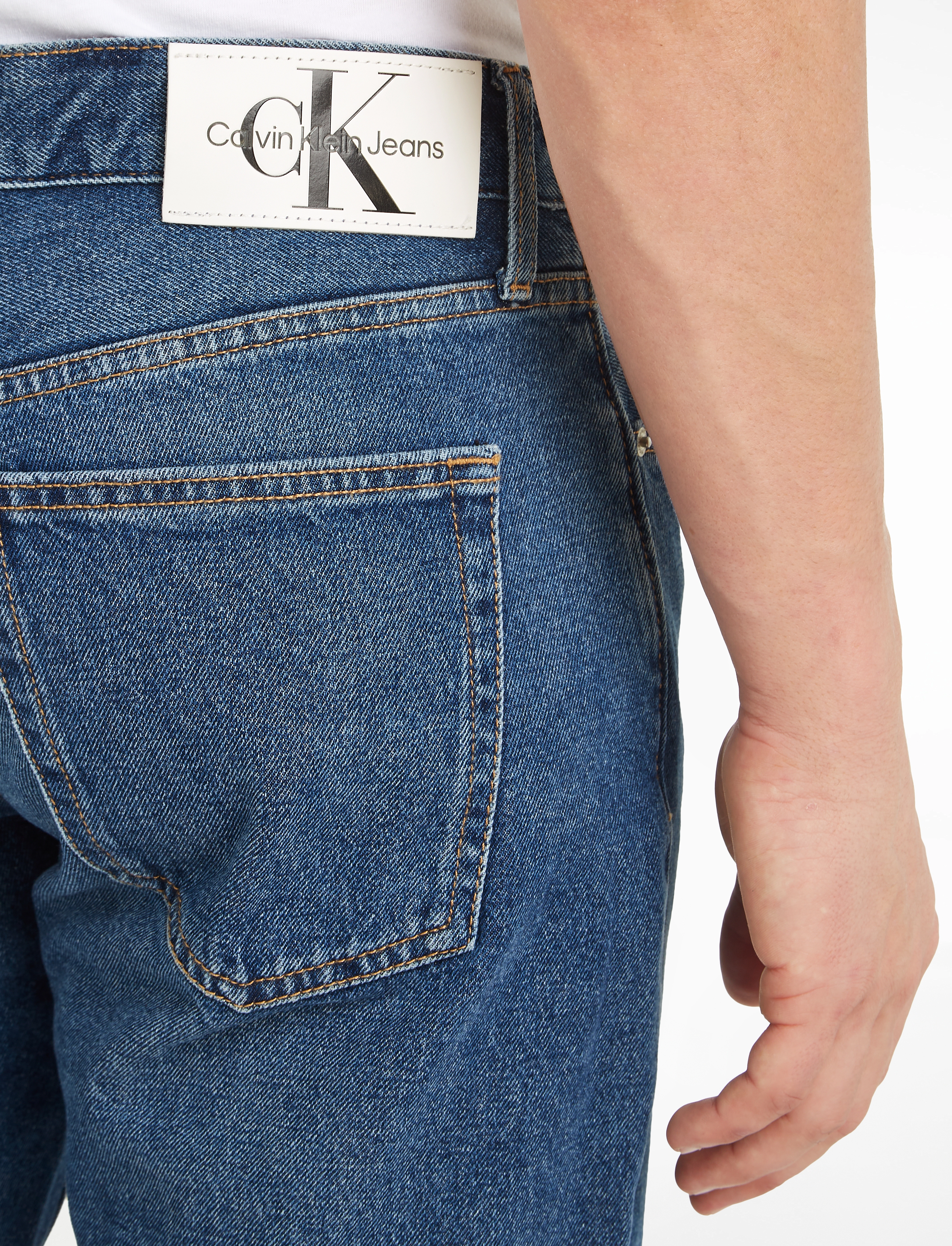 Calvin Klein Jeans - REGULAR SHORT - denim medium - 4