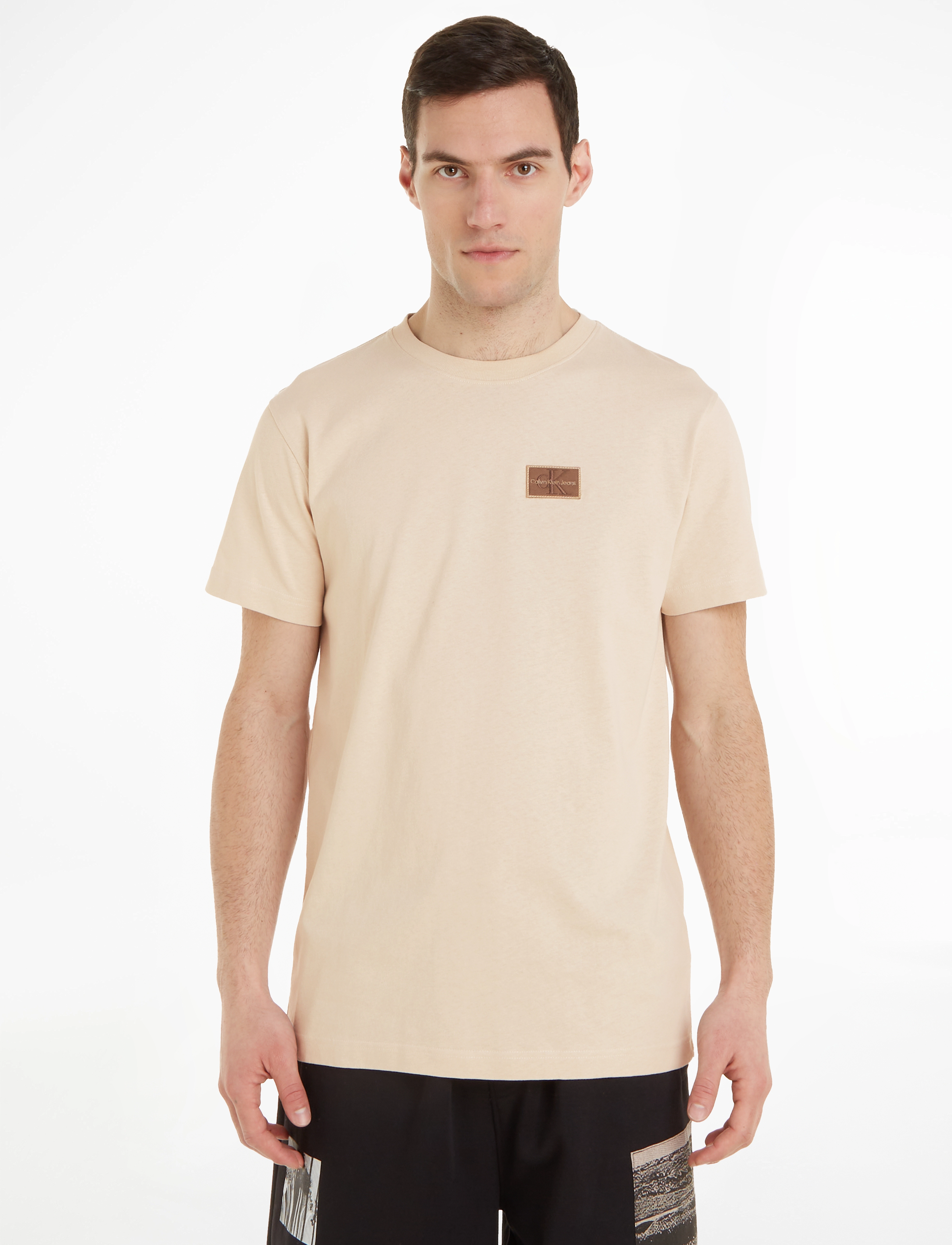 Calvin Klein Jeans - SHRUNKEN BADGE TEE - classic beige - 1