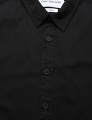 Calvin Klein Jeans - MONOLOGO BADGE RELAXED SHIRT - mehed - ck black - 6