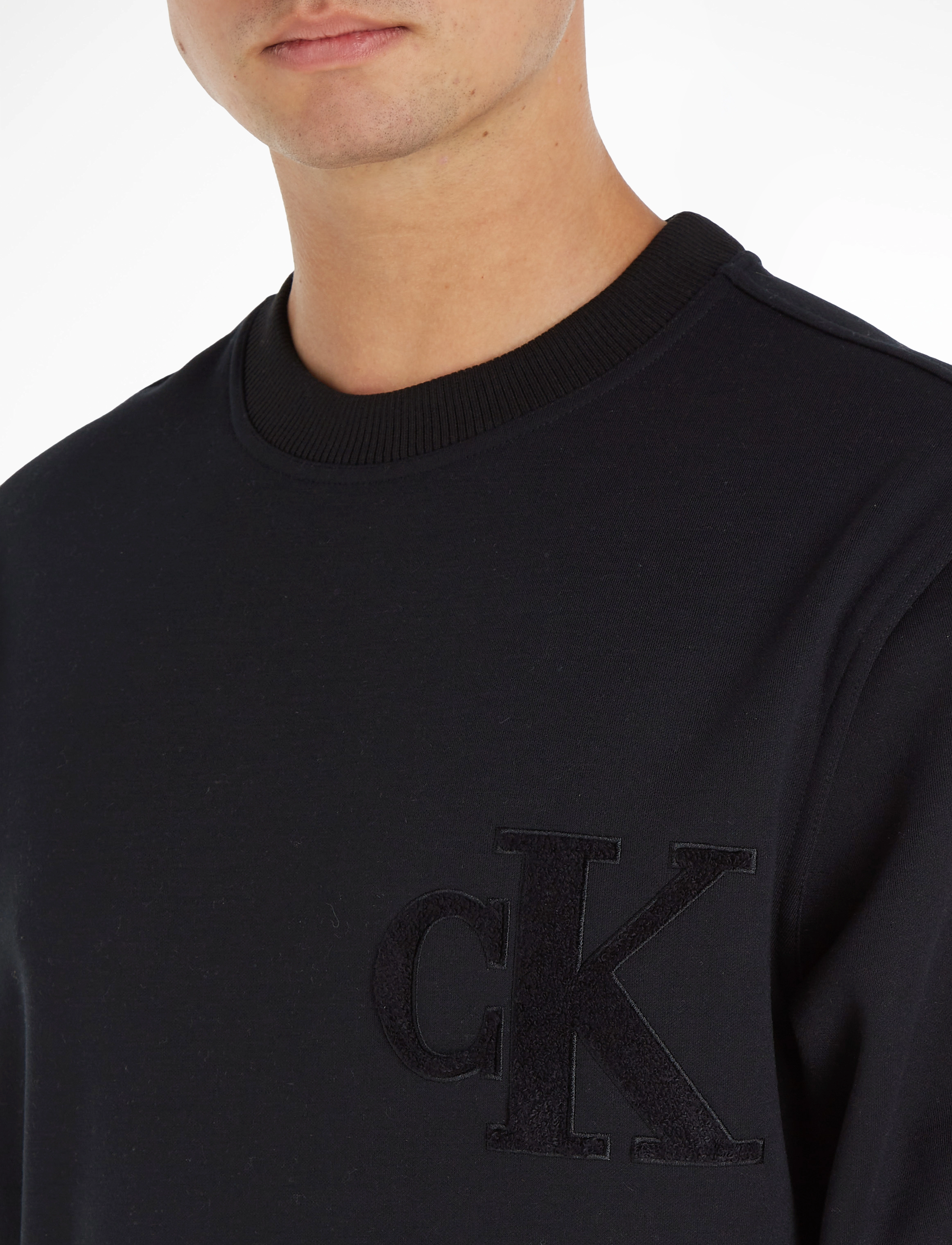 Calvin Klein Jeans - CK CHENILLE CREW NECK - ck black - 4