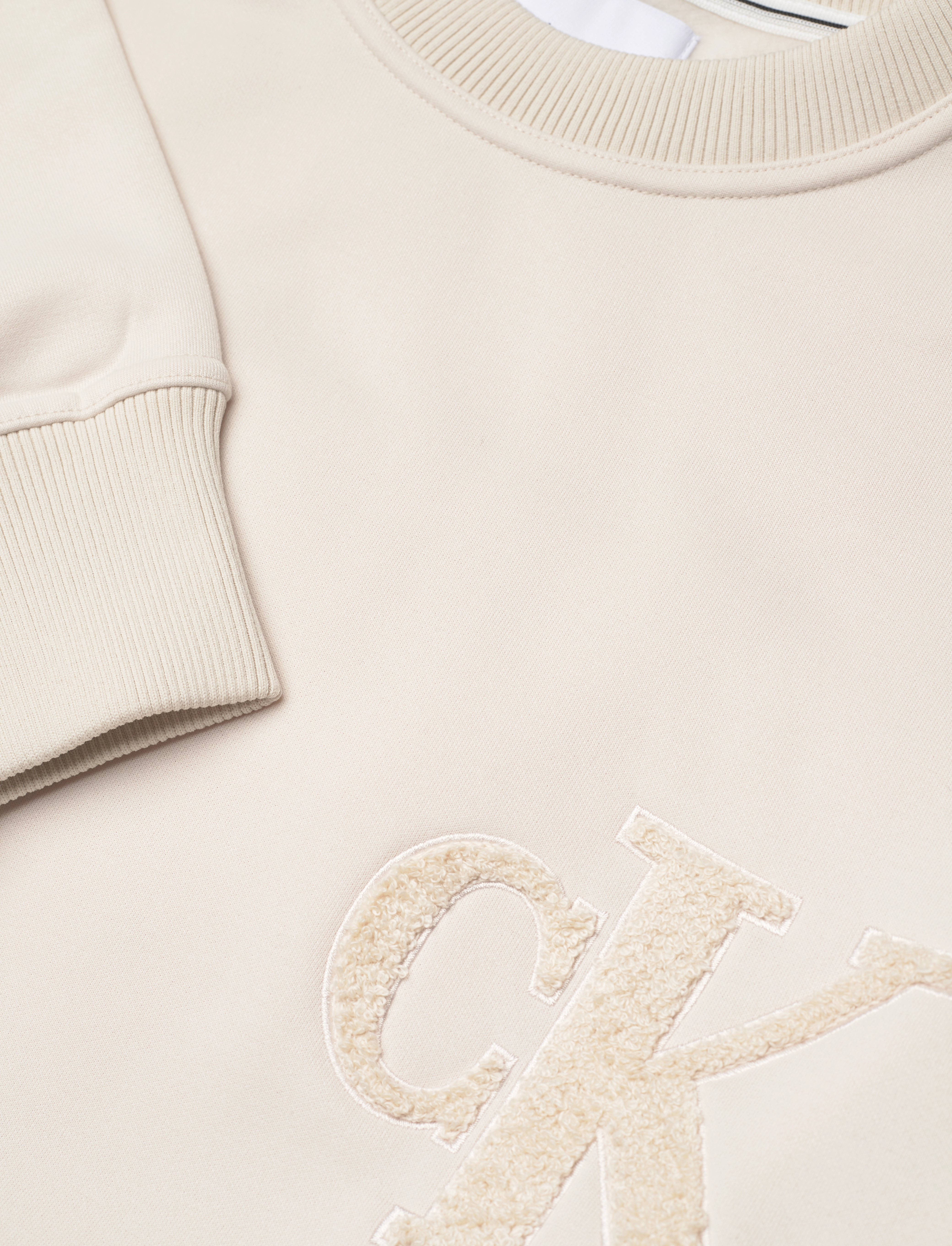 Calvin Klein Jeans - CK CHENILLE CREW NECK - eggshell - 2