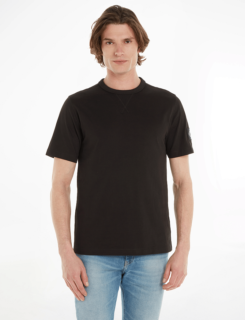 Calvin Klein Jeans - BADGE REGULAR TEE - kortærmede t-shirts - ck black - 0
