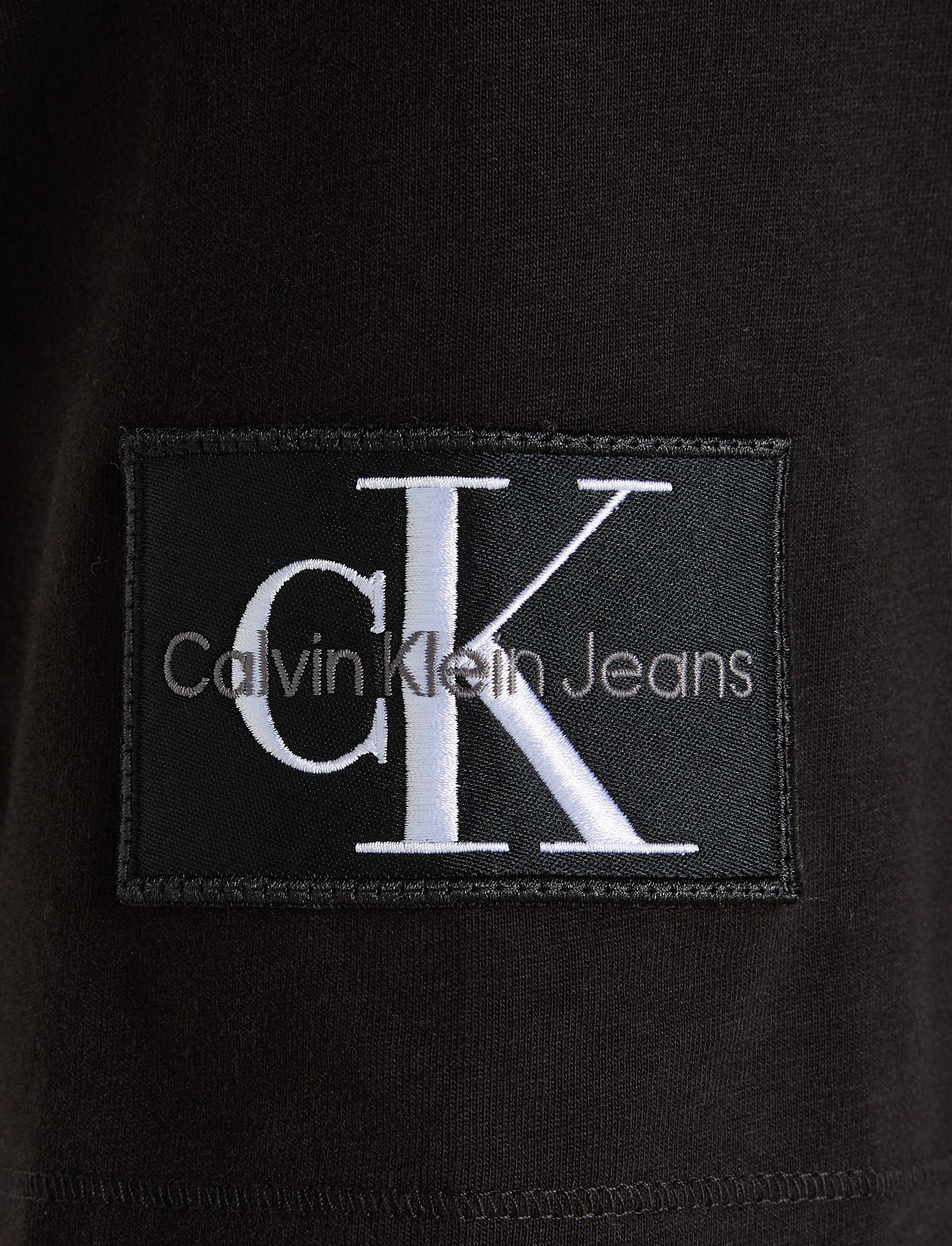 Calvin Klein Jeans - BADGE REGULAR TEE - kortärmade t-shirts - ck black - 5