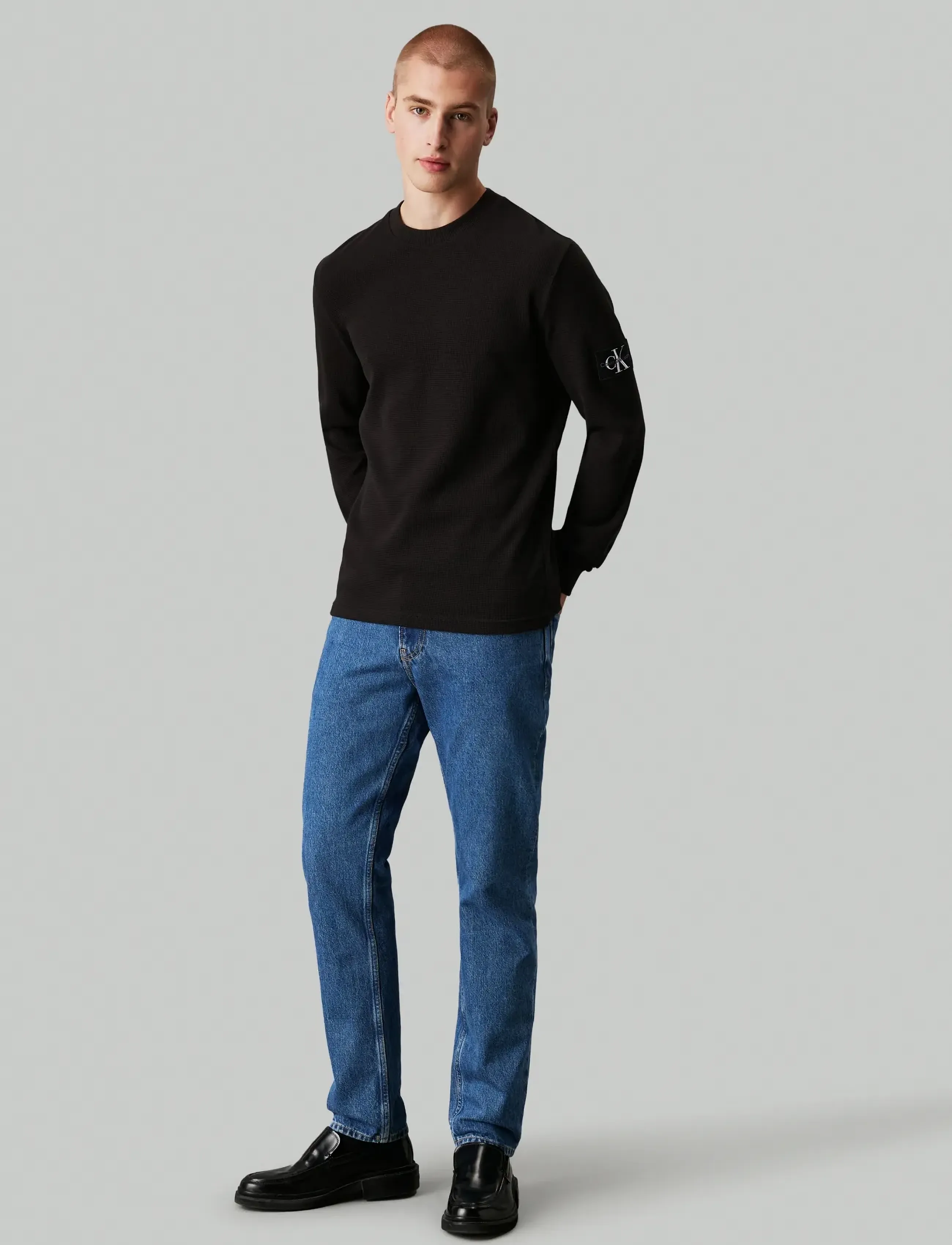 Calvin Klein Jeans - BADGE WAFFLE LS TEE - pikkade varrukatega t-särgid - ck black - 4