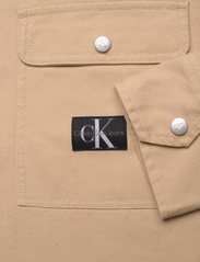 Calvin Klein Jeans - WORKWEAR UTILITY OVERSHIRT - mænd - travertine - 3