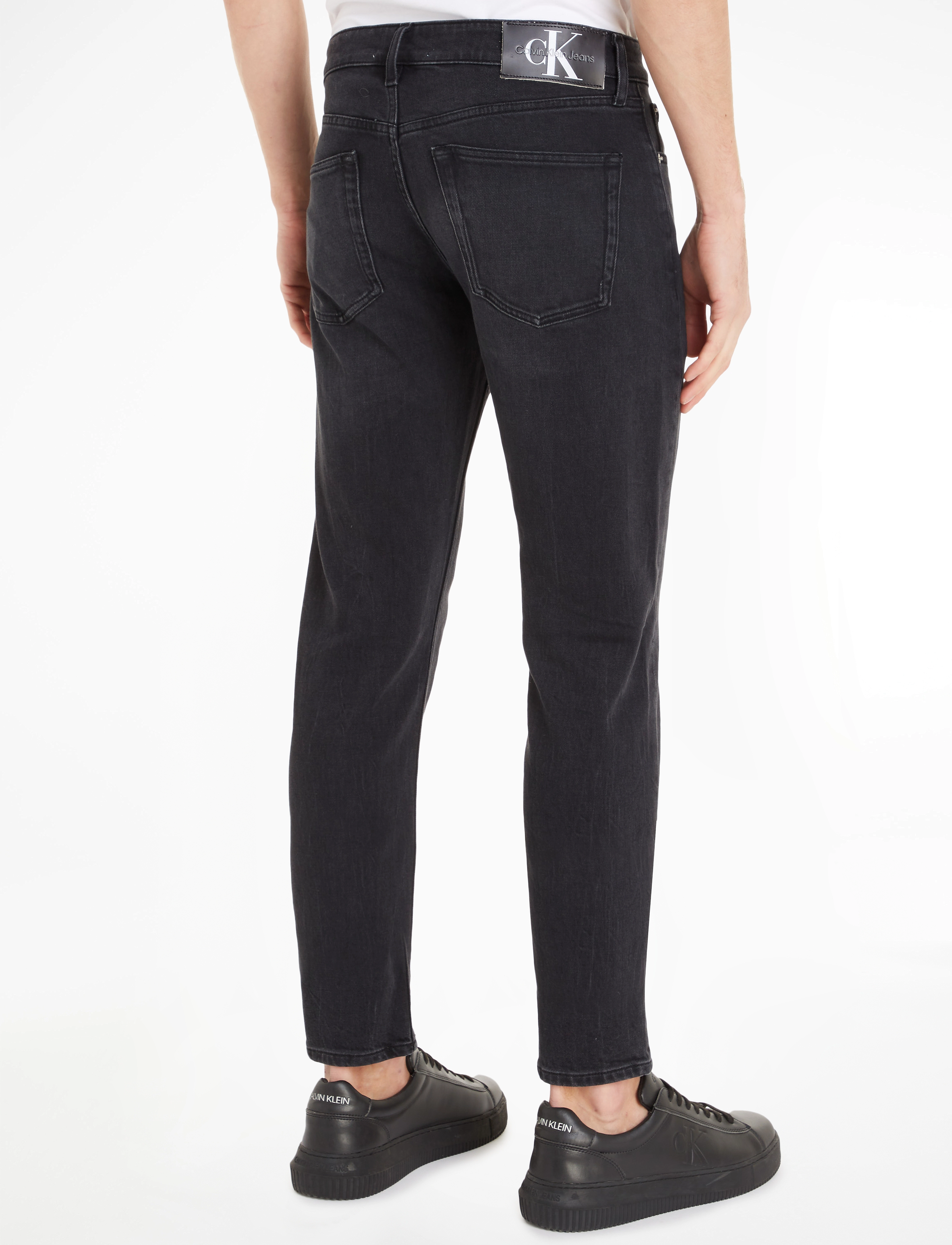 Calvin Klein Jeans - SLIM TAPER - spodnie & dżinsy - denim black - 3