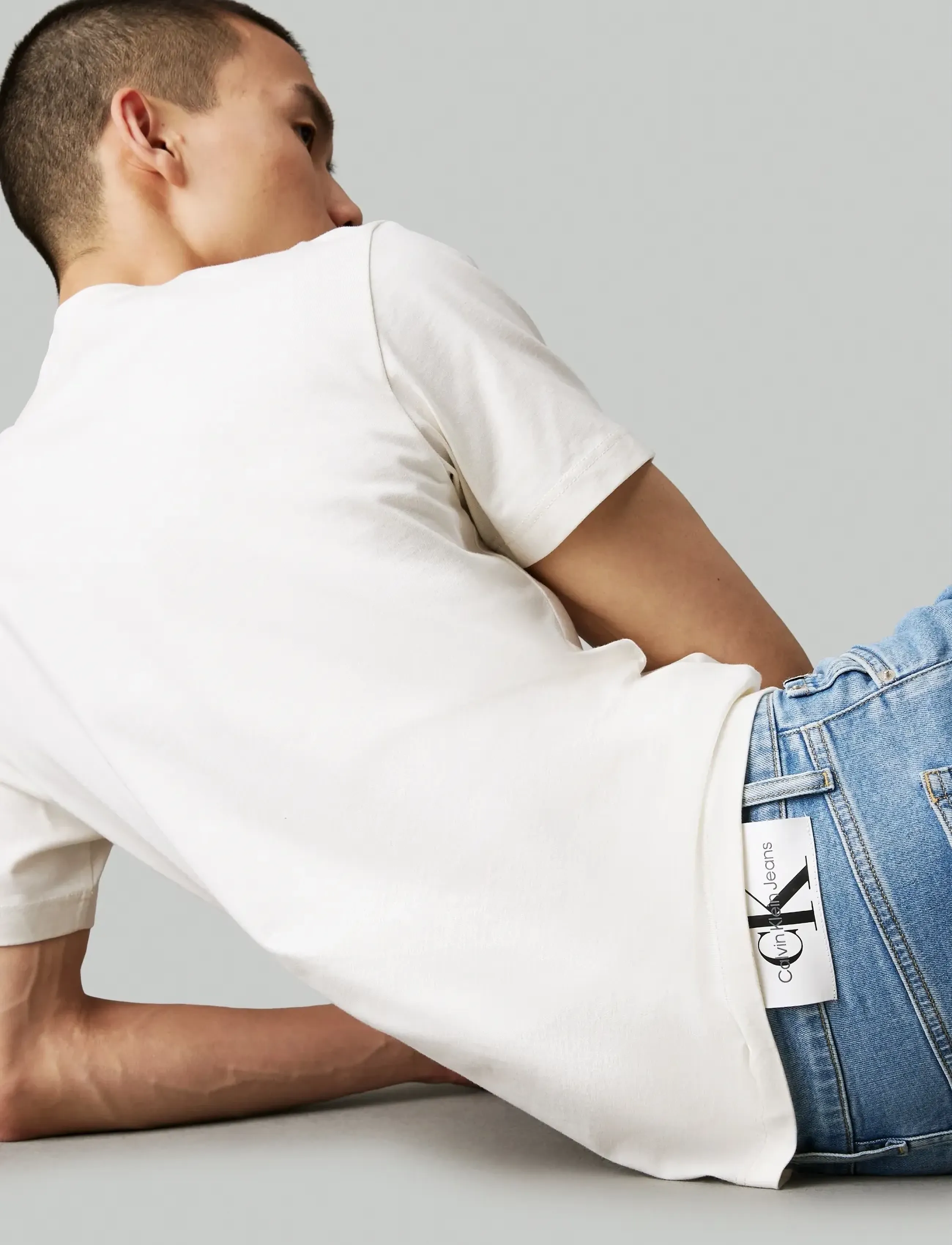 Calvin Klein Jeans - SLIM TAPER - kitsad teksad - denim light - 3
