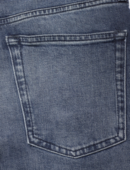 Calvin Klein Jeans - SLIM TAPER - tapered jeans - denim dark - 4