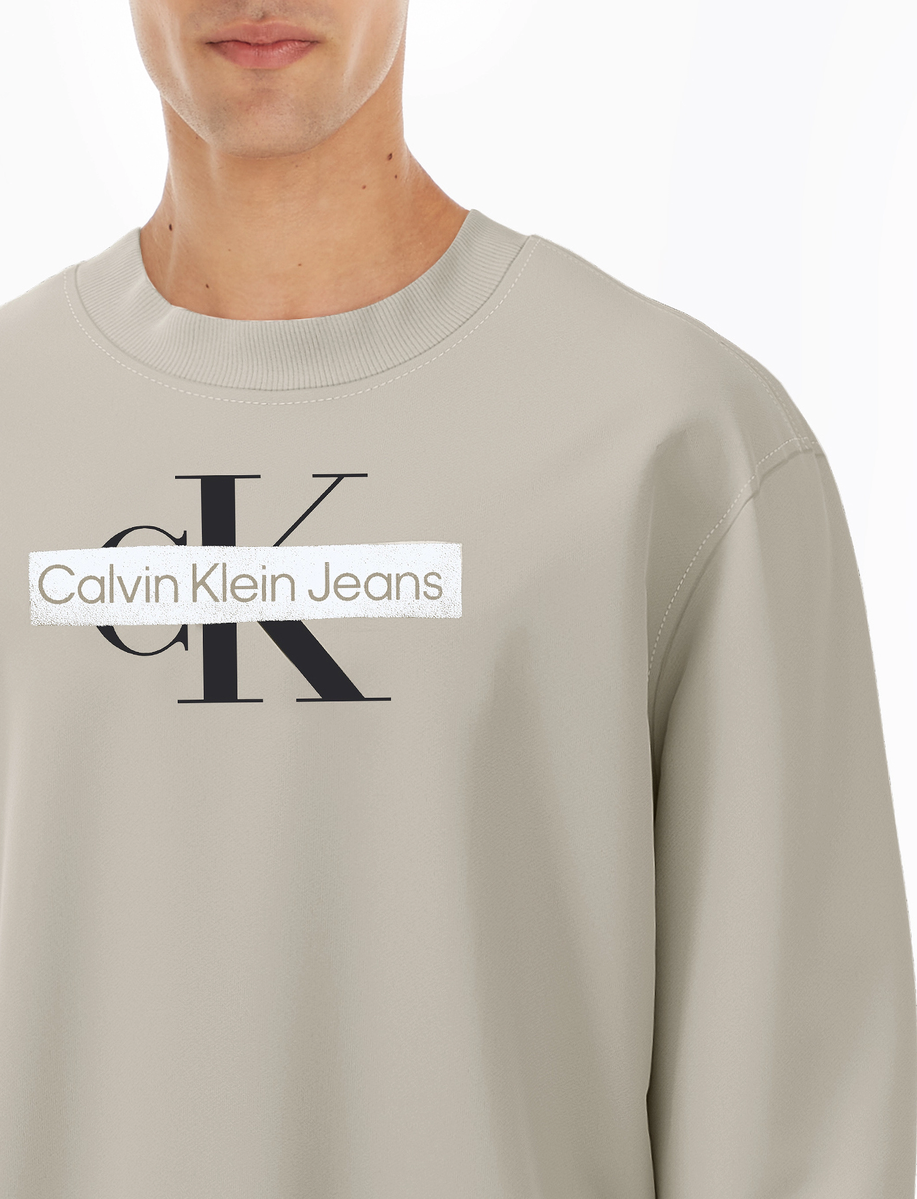 Calvin Klein Jeans - MONOLOGO STENCIL CREW NECK - plaza taupe - 3