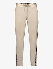Calvin Klein Jeans - CUT OFF LOGO TAPE HWK PANT - sportinės kelnės - plaza taupe - 0