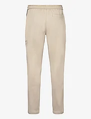 Calvin Klein Jeans - CUT OFF LOGO TAPE HWK PANT - sportinės kelnės - plaza taupe - 1
