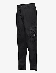 Calvin Klein Jeans - ESSENTIAL REGULAR CARGO PANT - bojówki - ck black - 2