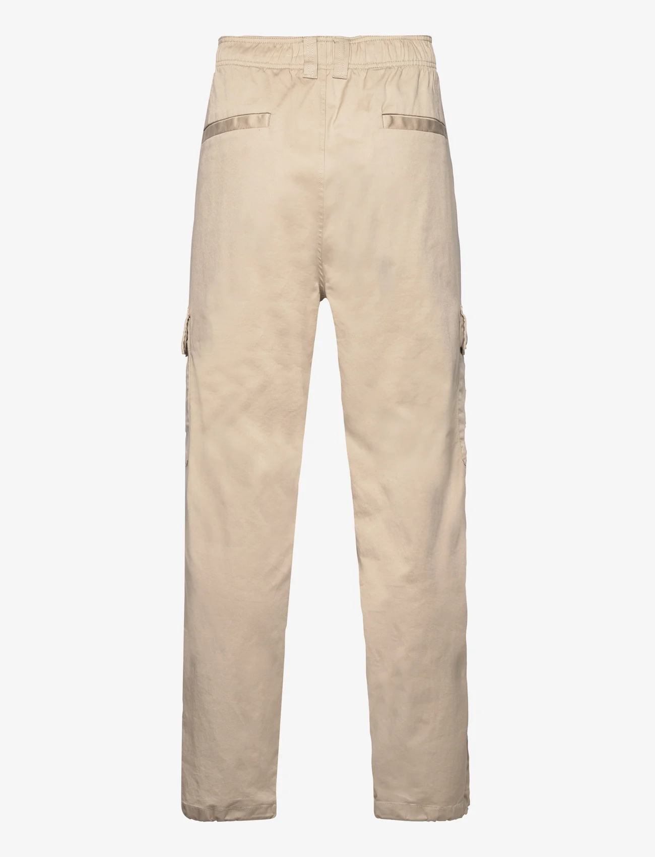 Calvin Klein Jeans - ESSENTIAL REGULAR CARGO PANT - cargobyxor - plaza taupe - 1
