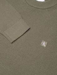 Calvin Klein Jeans - CK EMBRO BADGE SWEATER - Ümmarguse kaelusega kudumid - dusty olive - 2