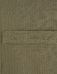 Calvin Klein Jeans - RELAXED SHIRT - basic krekli - dusty olive - 5
