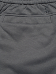 Calvin Klein Jeans - WOVEN TAB HWK PANT - spodnie dresowe - dark grey - 4