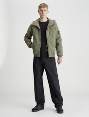 Calvin Klein Jeans - HOODED PADDED HARRINGTON - vinterjakker - dusty olive - 2