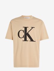 Calvin Klein Jeans - PERFORATED MONOLOGO TEE - kortärmade t-shirts - warm sand - 0